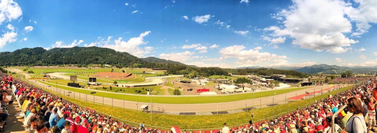 Grandprixcamp, Closest To The Red Bull Ring, Up To 4 Guests In A Tent Spielberg Bei Knittelfeld エクステリア 写真