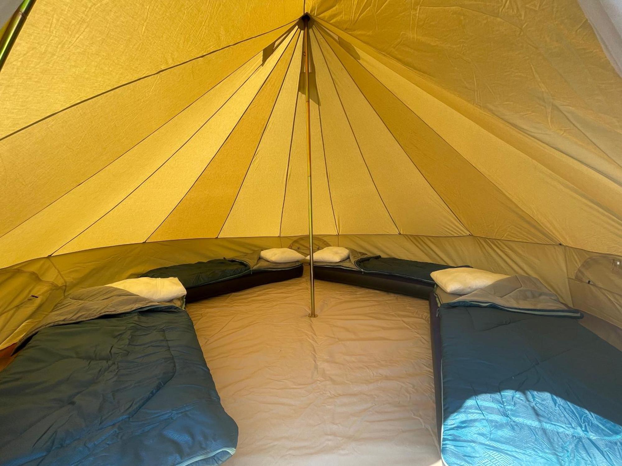 Grandprixcamp, Closest To The Red Bull Ring, Up To 4 Guests In A Tent Spielberg Bei Knittelfeld 部屋 写真