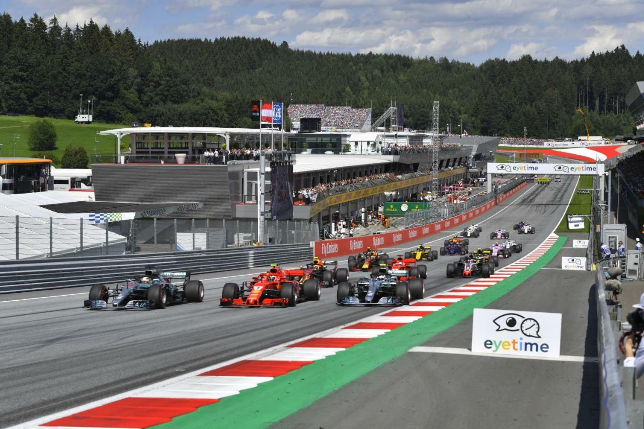 Grandprixcamp, Closest To The Red Bull Ring, Up To 4 Guests In A Tent Spielberg Bei Knittelfeld エクステリア 写真